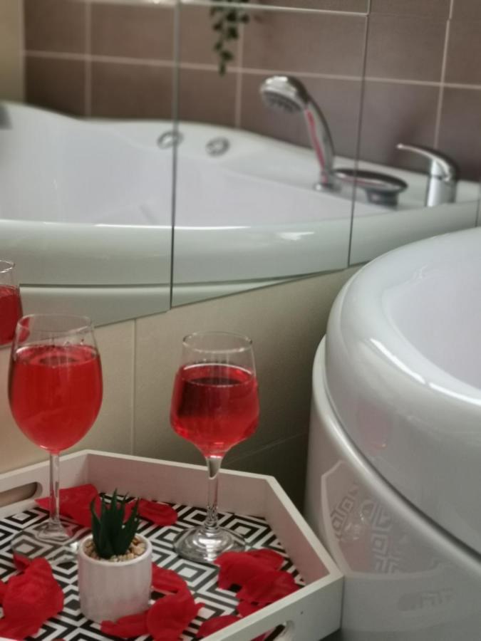 Iasi Jacuzzi Apartment A 외부 사진